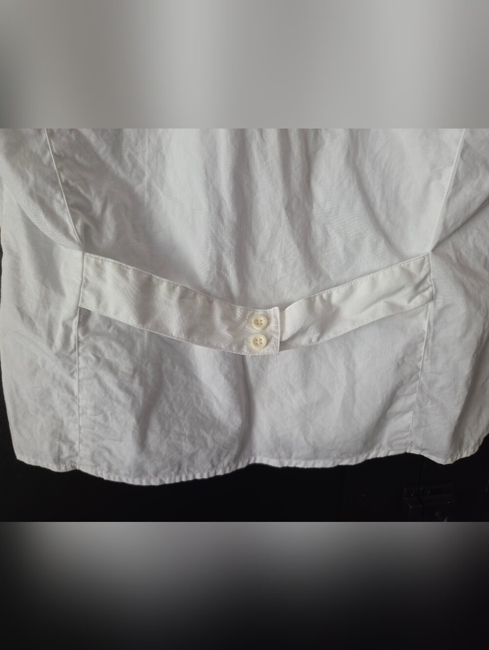 Women's Harvé Benard White Sleeveless Collared Button-Front Blouse ~ Size Small - Picture 6 of 12